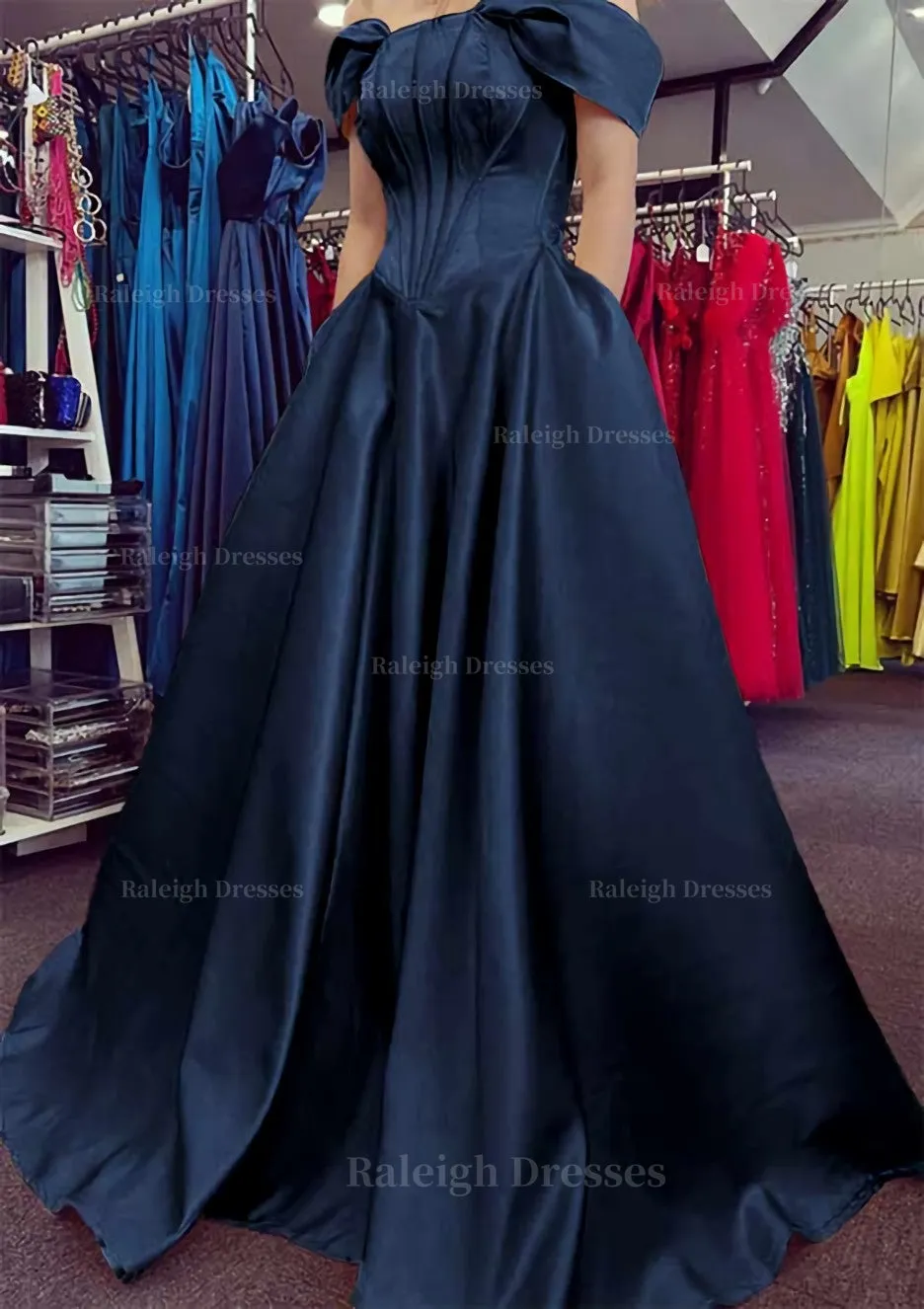 A-line Off-the-Shoulder Strapless Long/Floor-Length Satin Prom Dress With Pleated Pockets