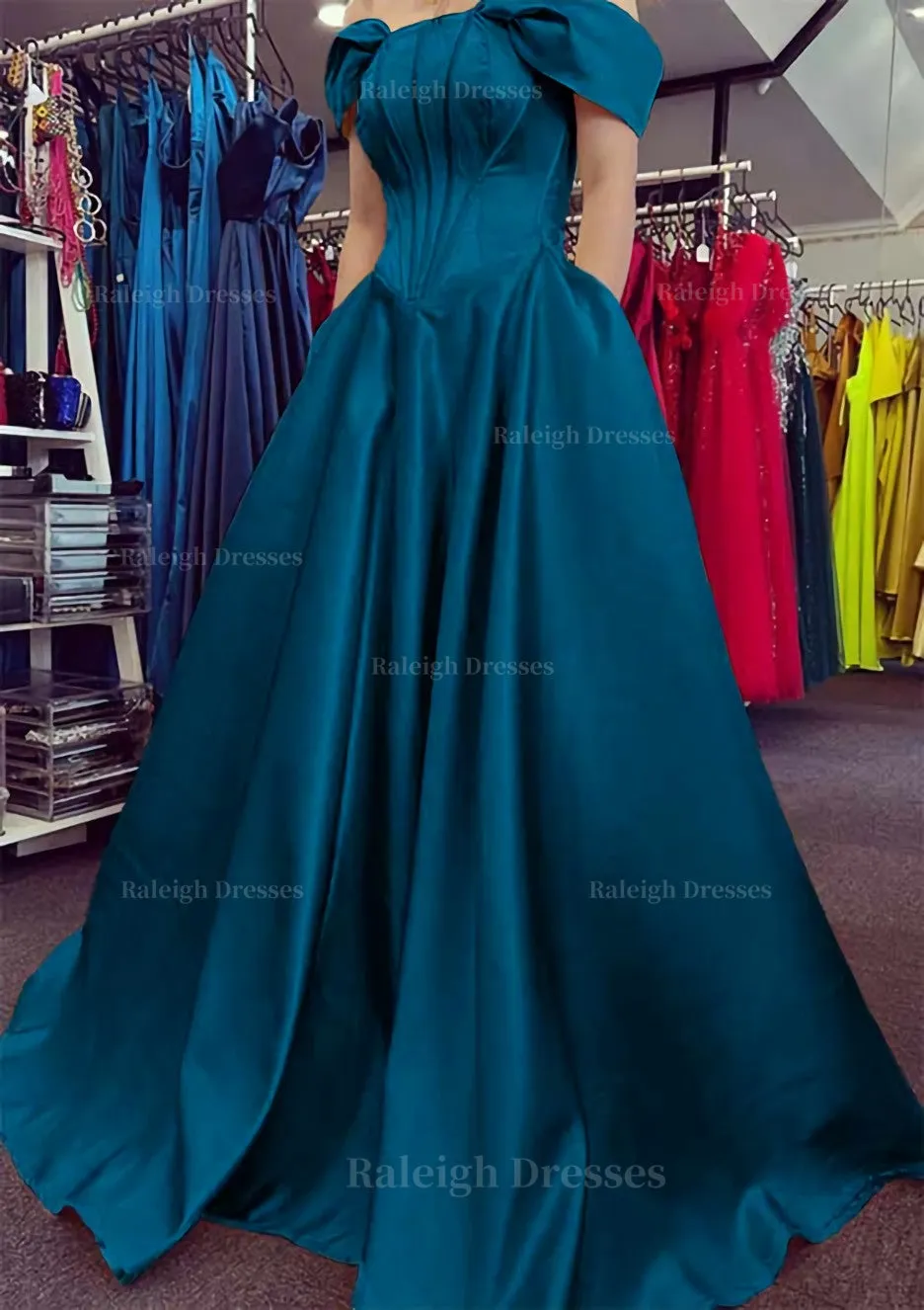 A-line Off-the-Shoulder Strapless Long/Floor-Length Satin Prom Dress With Pleated Pockets