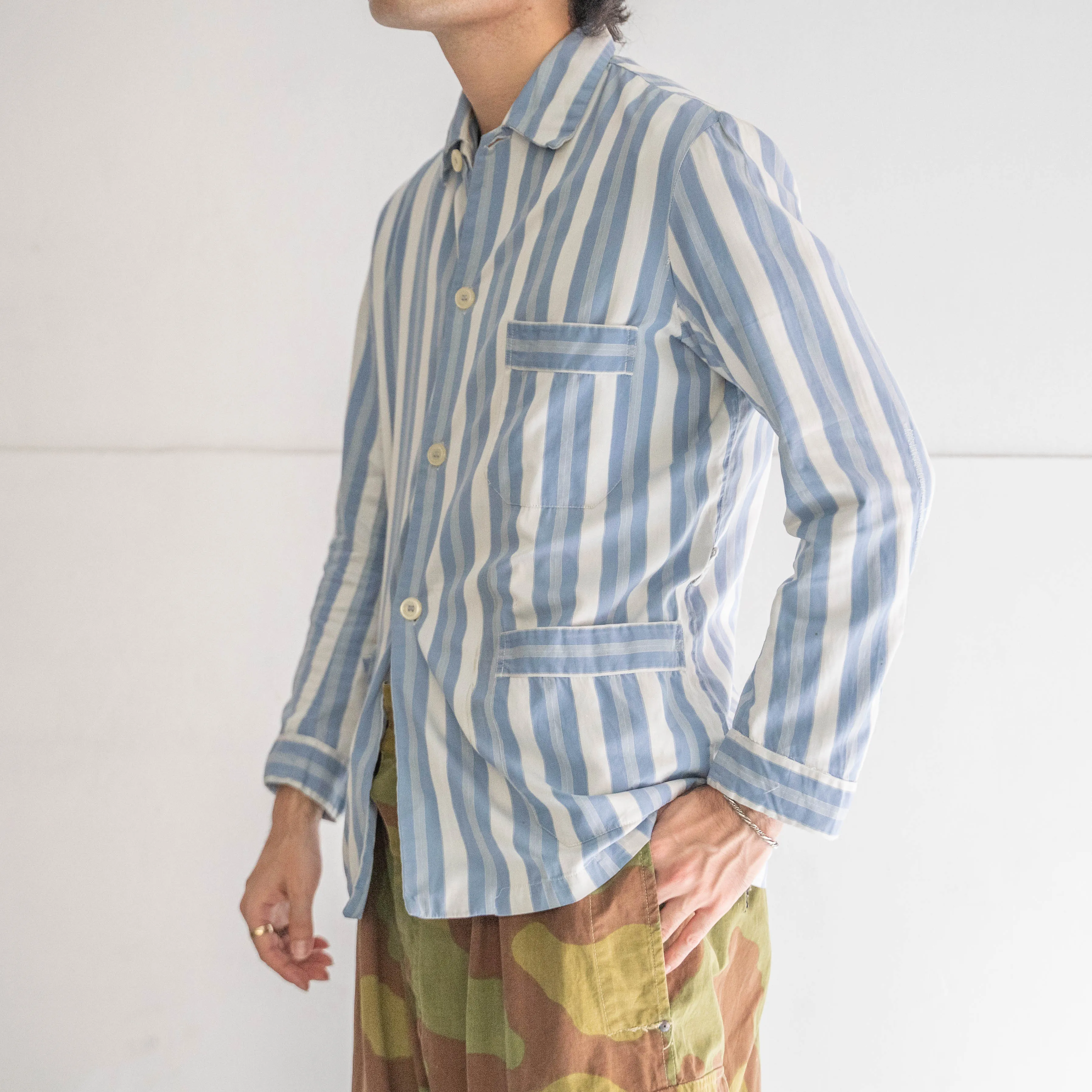 around 1980s French blue × white striped pajama shirt -repair-