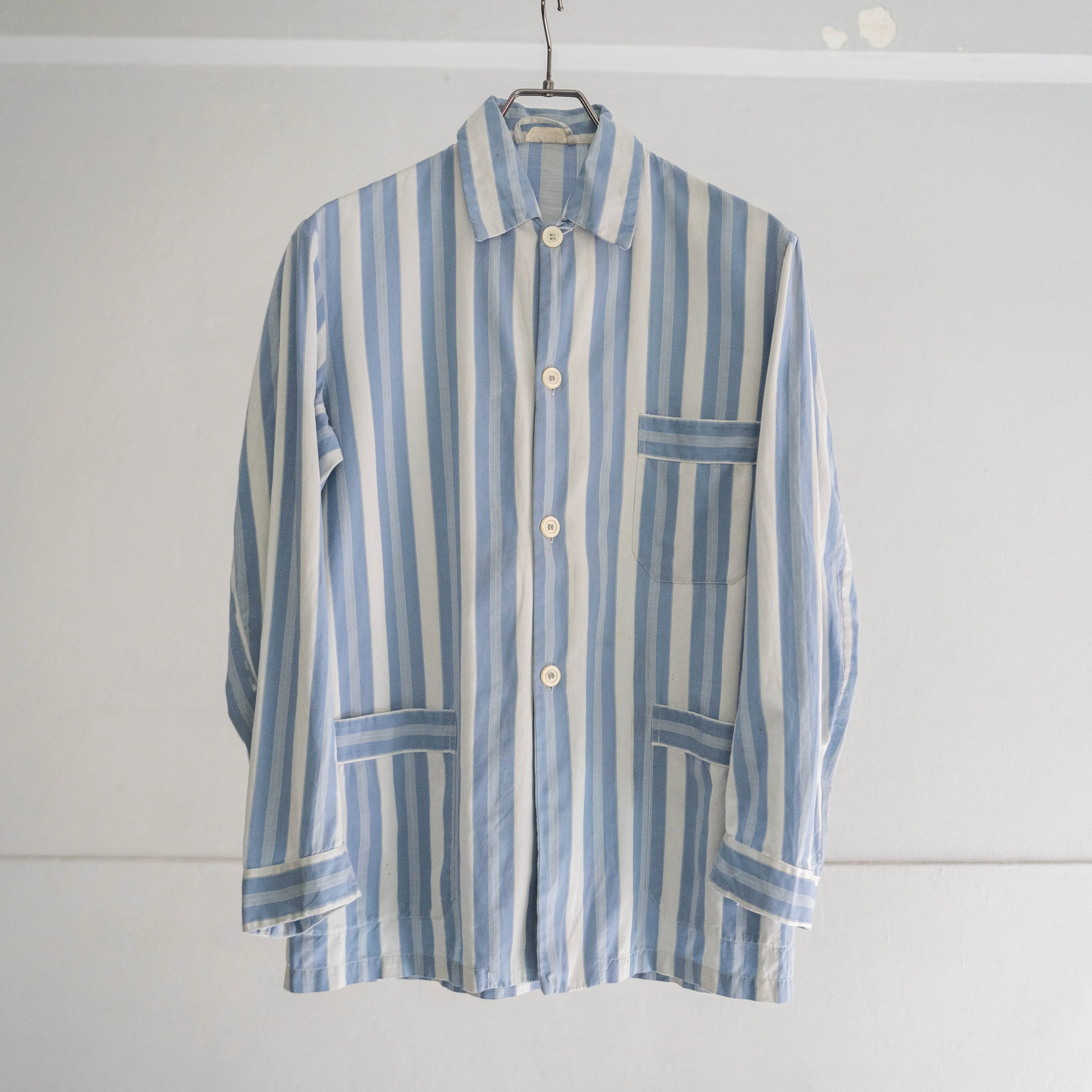 around 1980s French blue × white striped pajama shirt -repair-